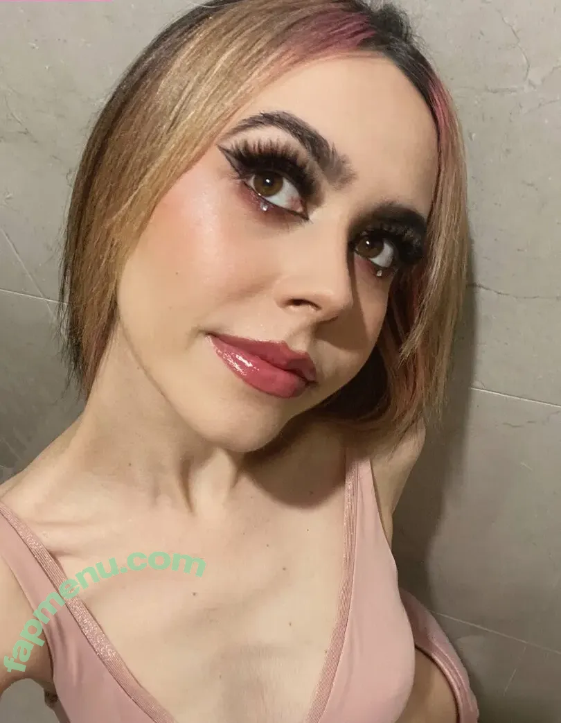 Mikaila Delgado nude photo #0014 (diandradelgado / mikailadelgado)