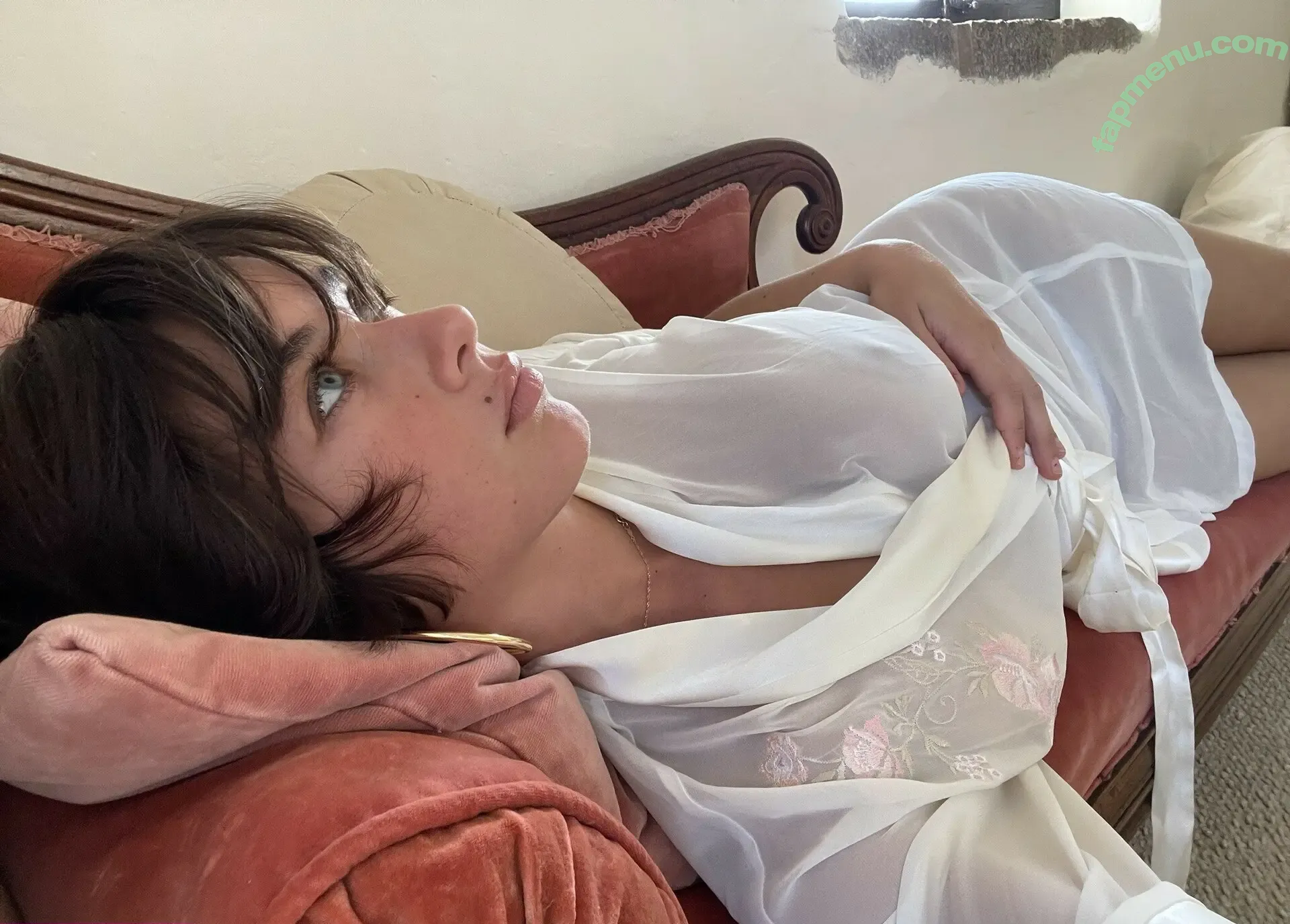 Mikaila71002 nude photo #0206 (Mikaila)