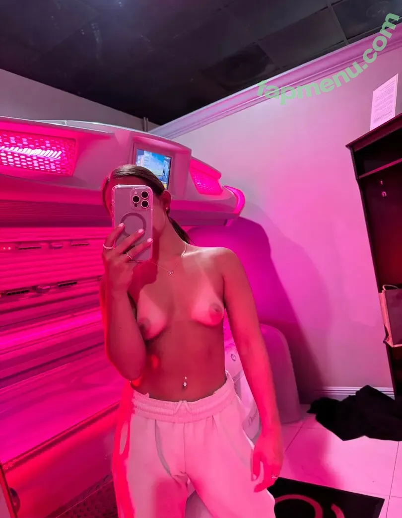 mikalabars nude photo #0008 (mikalabars)