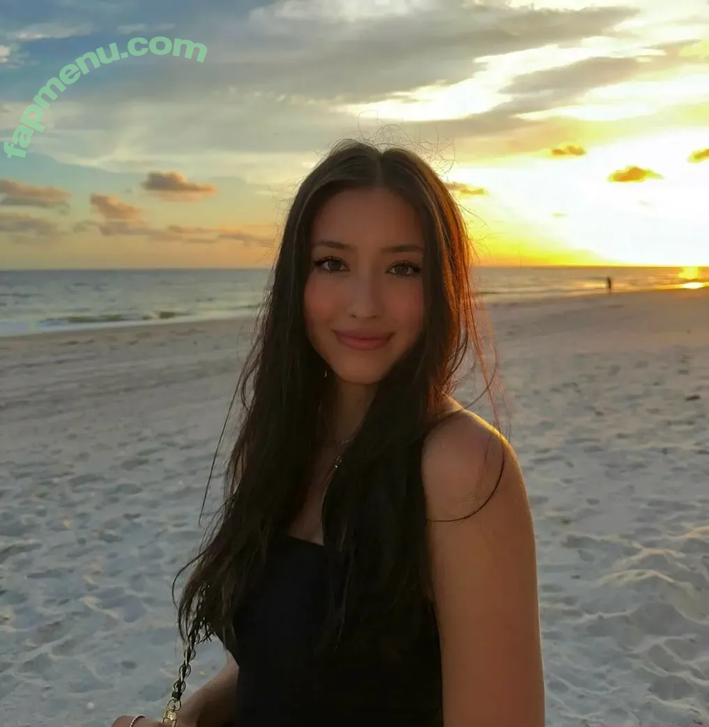 Mikalyla Kwon nude photo #0002 (mikaylakwon)