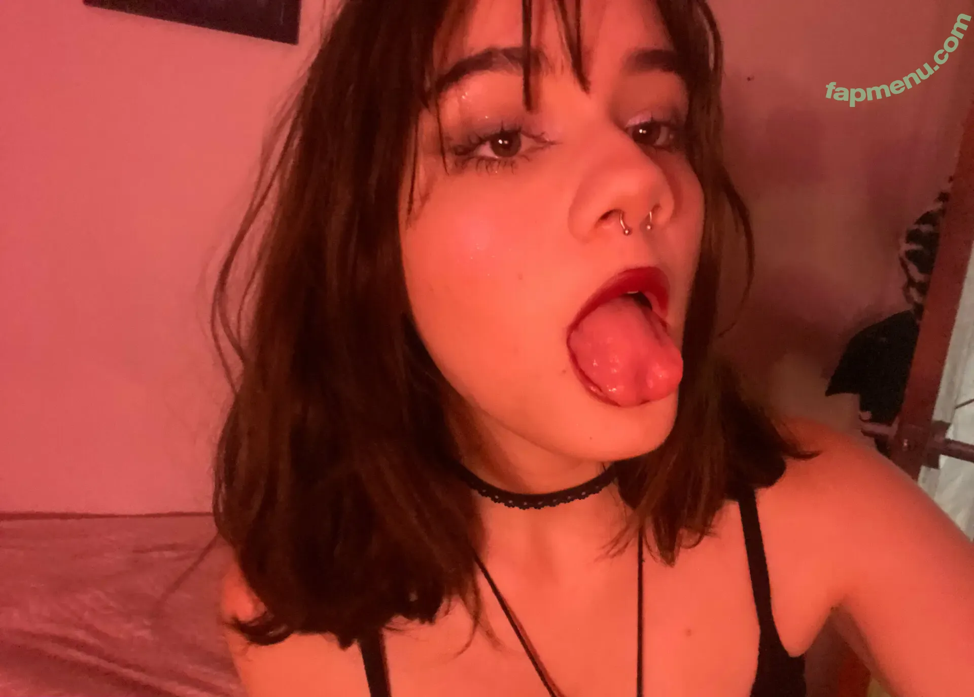 mikansnee nude photo #0037 (mikansnee)