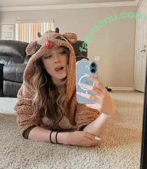  nude photo #0004