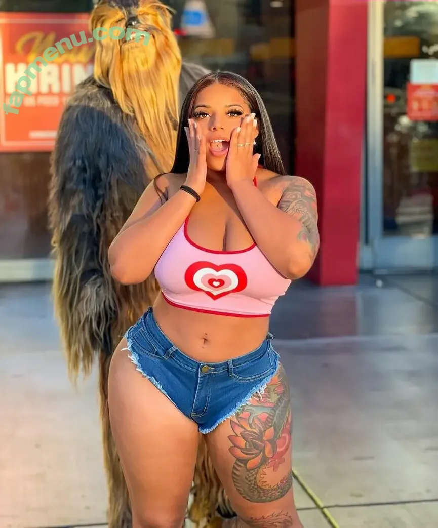 Mikayla Saravia nude photo #0006 (Mikayla Saravia)