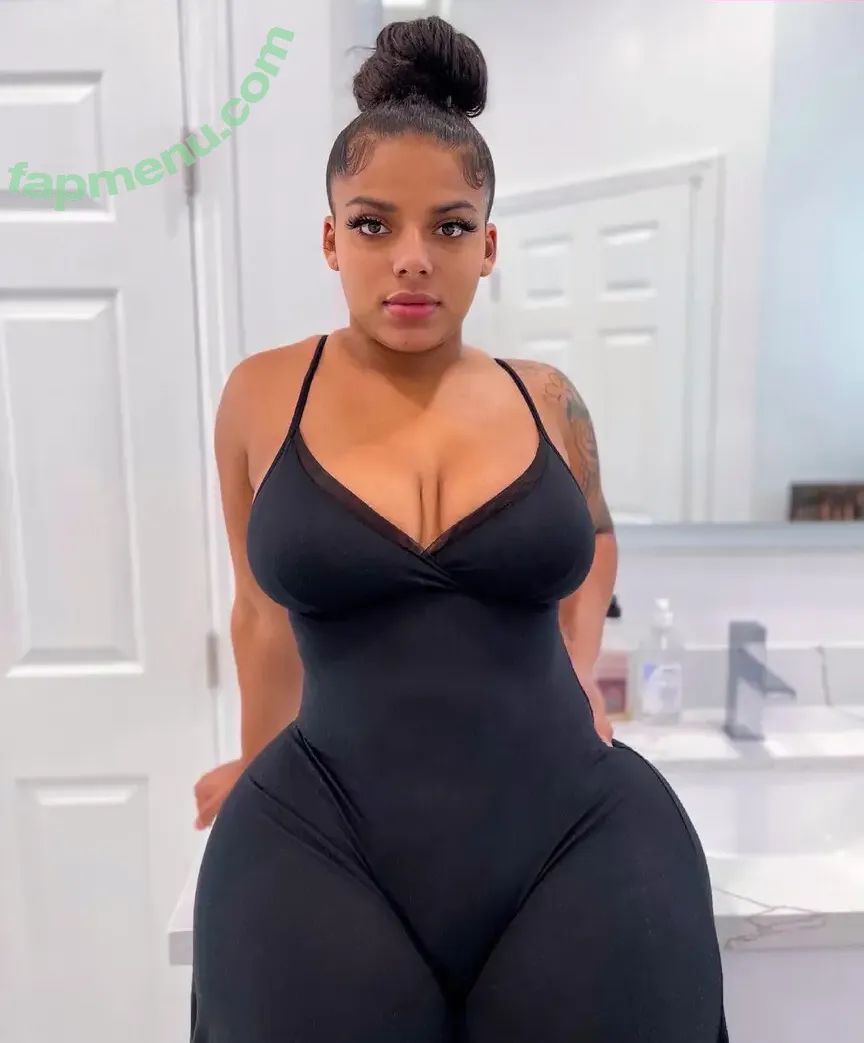 Mikayla Saravia nude photo #0015 (Mikayla Saravia)