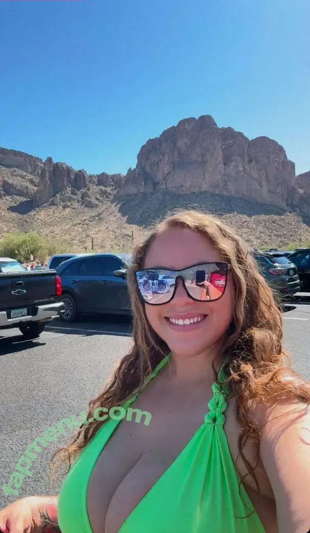 Mikayla Shea nude photo #0016 (yobo_mikayla)