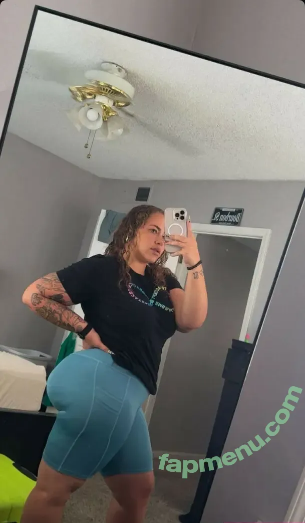 Mikayla Shea nude photo #0020 (yobo_mikayla)