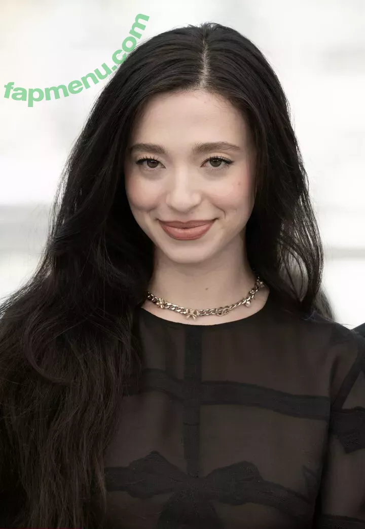 Mikey Madison nude photo #0034 (mikeymadisonsfeed)