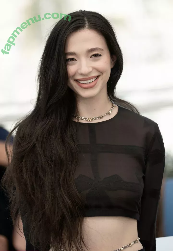 Mikey Madison nude photo #0038 (mikeymadisonsfeed)