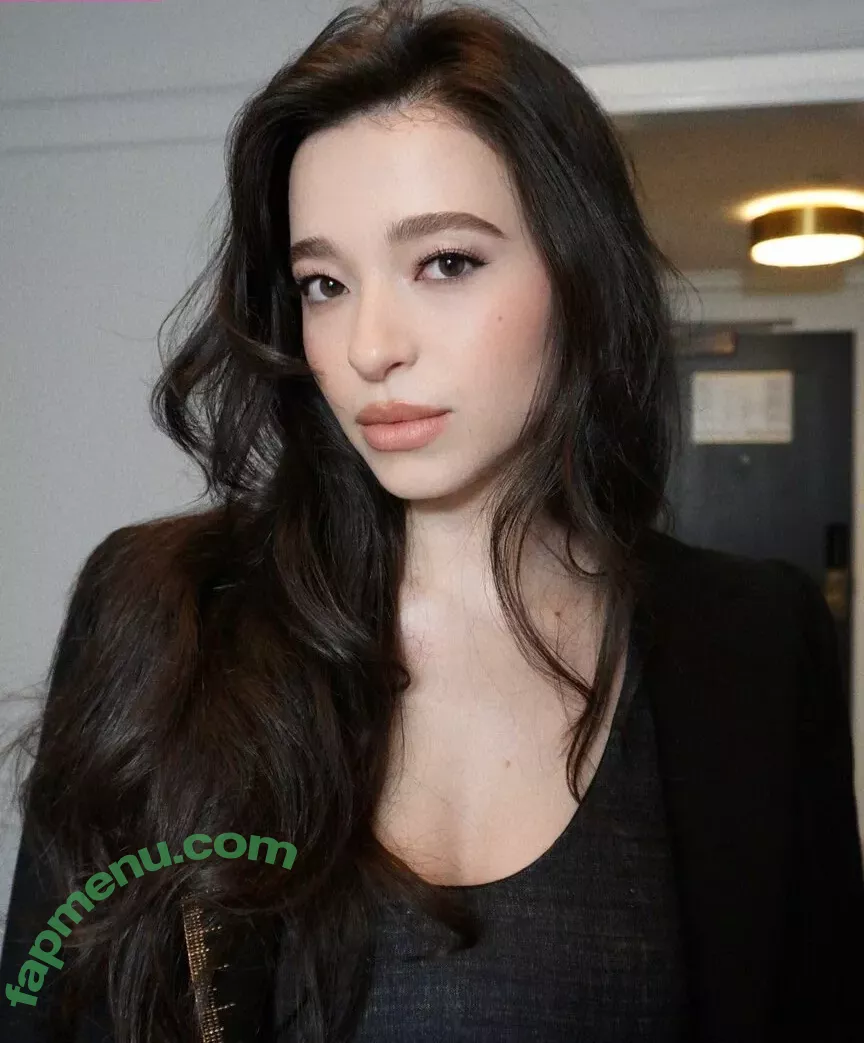 Mikey Madison nude photo #0110 (mikeymadisonsfeed)