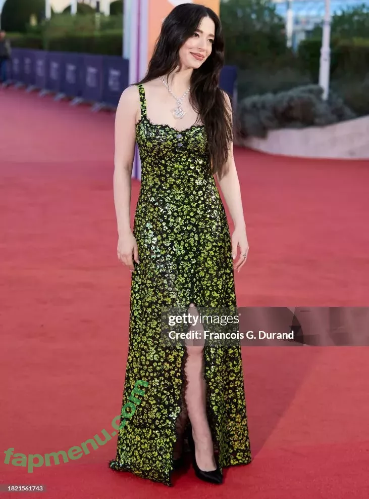 Mikey Madison nude photo #0136 (mikeymadisonsfeed)