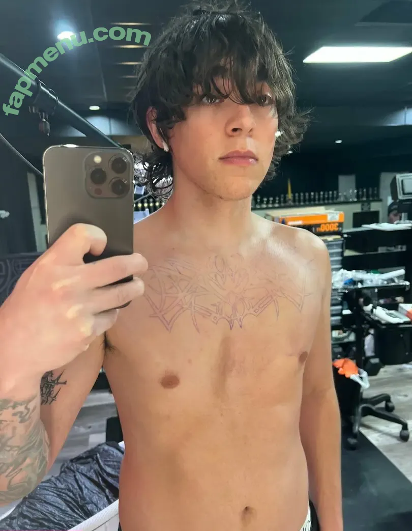 mikeybarone nude photo #0024 (mikeybarone)