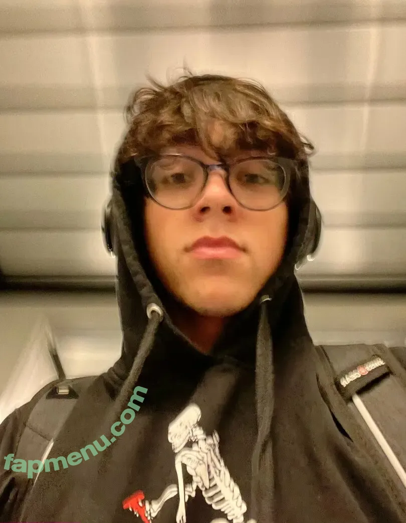 mikeybarone nude photo #0034 (mikeybarone)