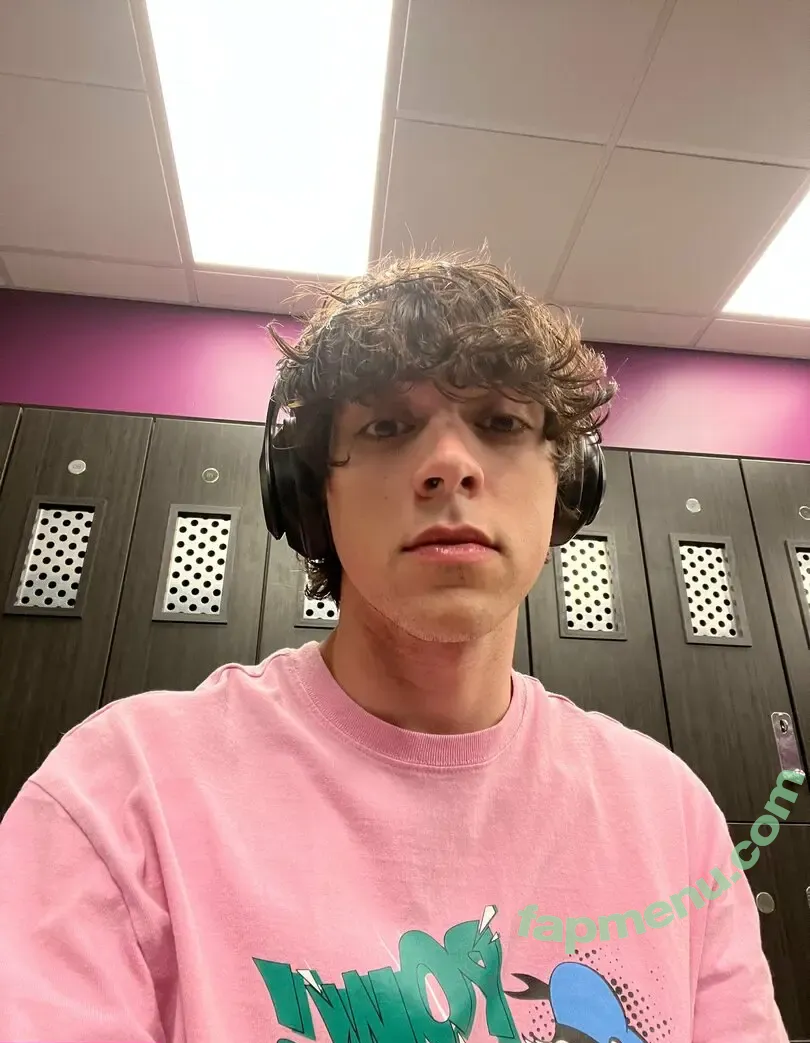 mikeybarone nude photo #0036 (mikeybarone)