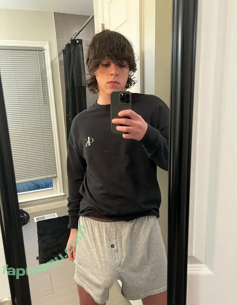 mikeybarone nude photo #0038 (mikeybarone)