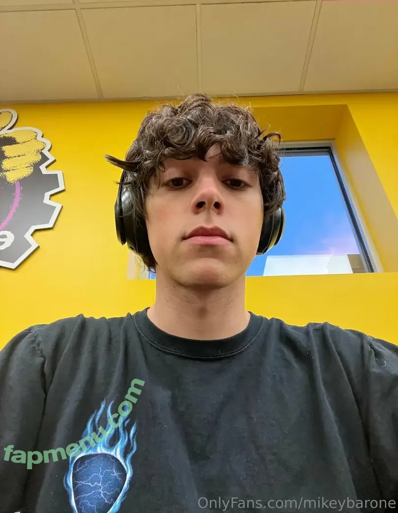 mikeybarone nude photo #0083 (mikeybarone)