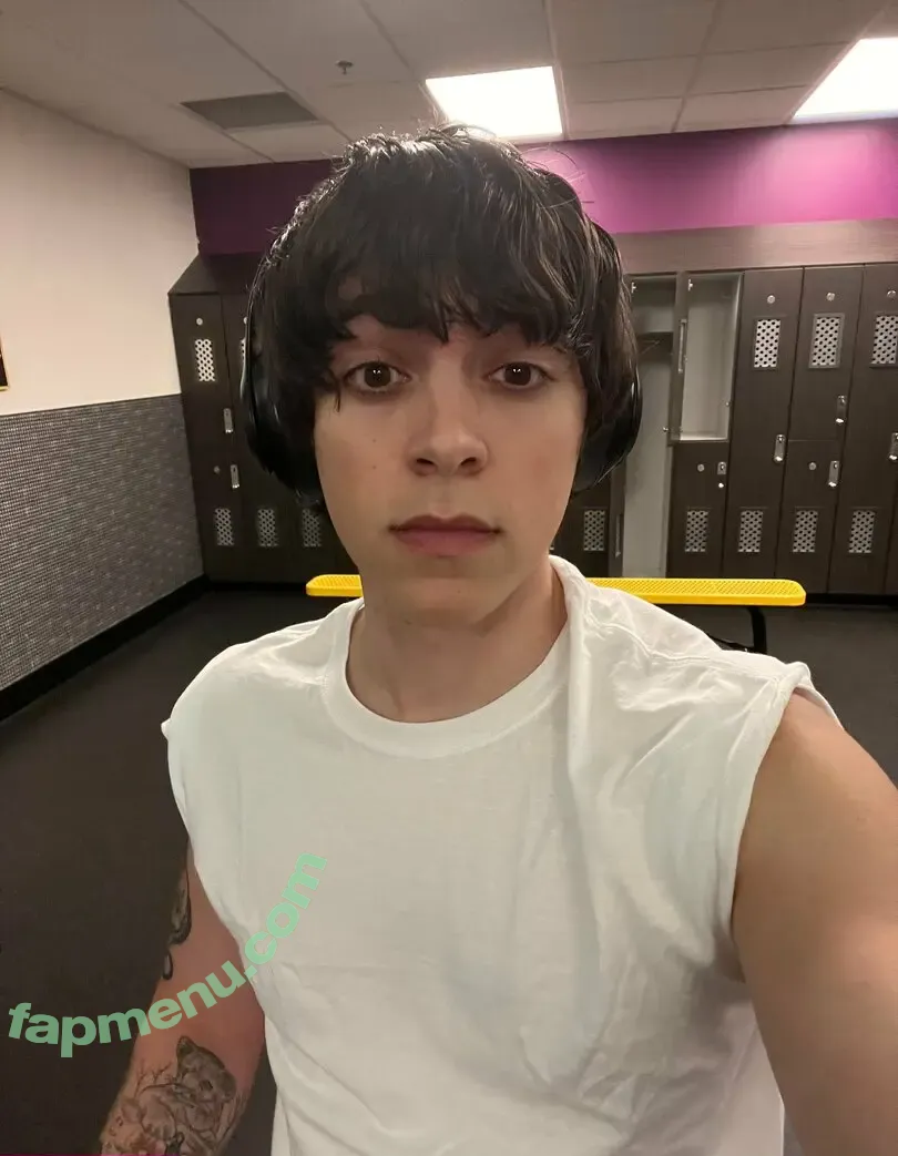 mikeybarone nude photo #0084 (mikeybarone)