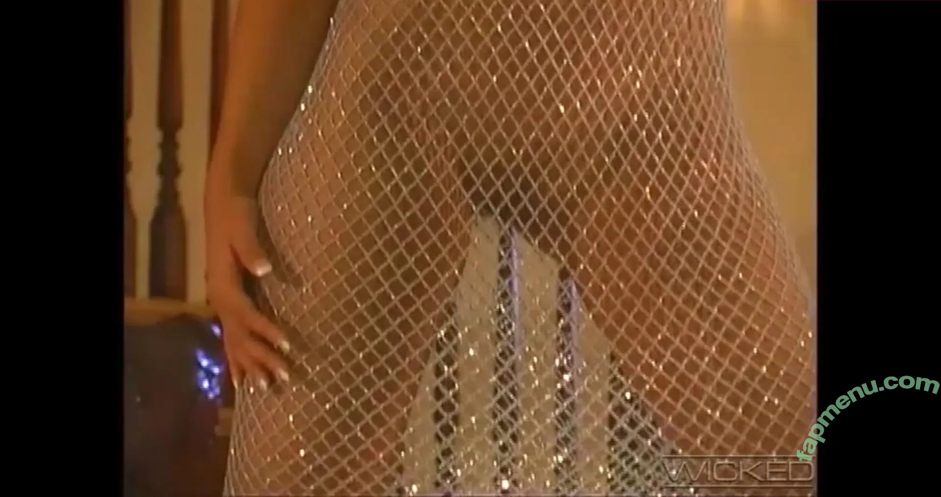 Miko Lee nude photo #0959 (Miko Lee)