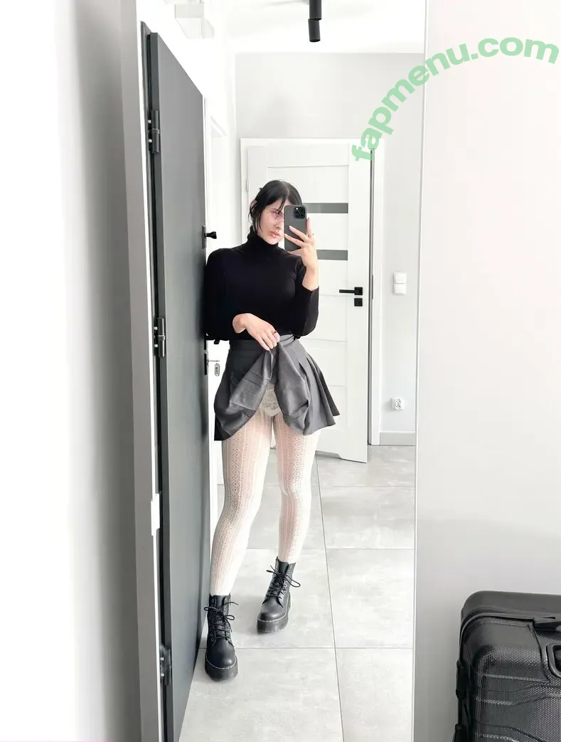 Miko Miau nude photo #0469 (miau.miko / miko_miau)