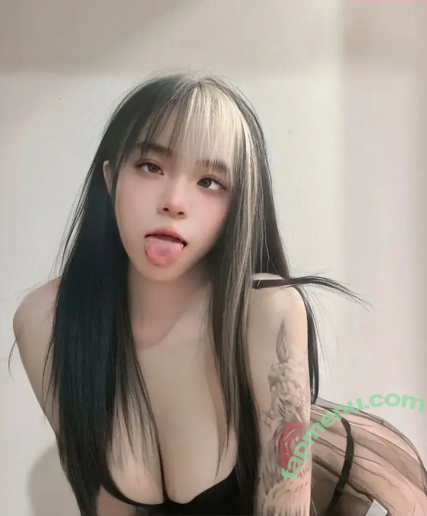 mikoqiqi_ nude photo #0005 (mikoqqii / miqibabyvip)