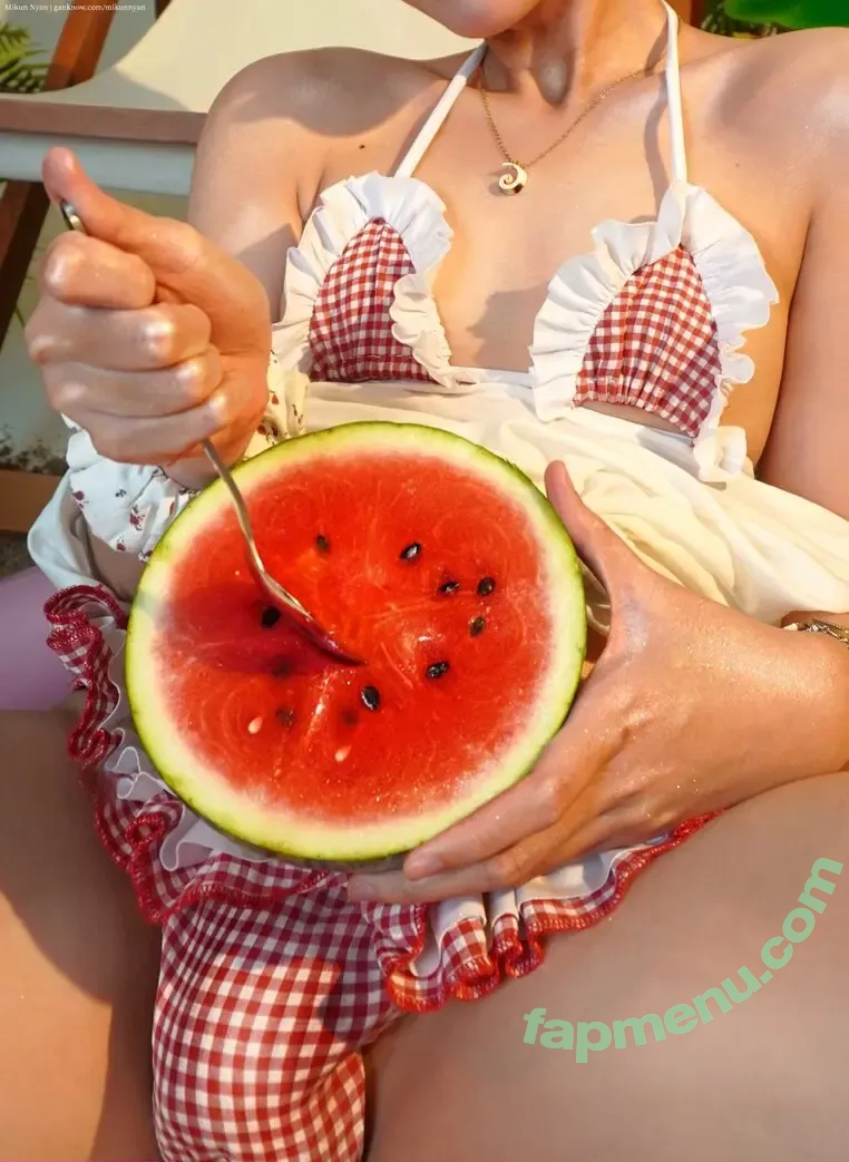 Mikun Nyan nude photo #0108 (mikunnyan / mikunnyan_)