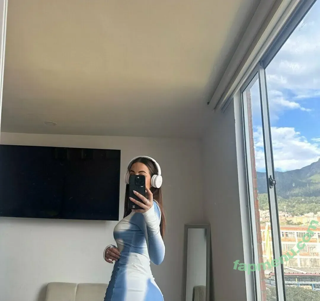 Mila Bernal nude photo #0186 (milabernal / milabernalp)