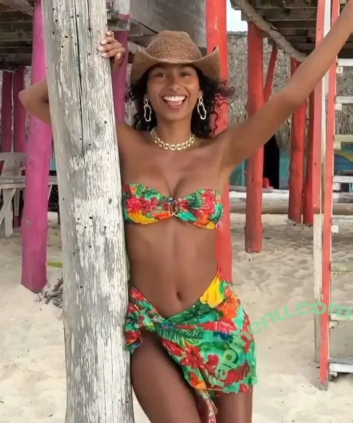 Mila Cabrera nude photo #0041 (milacabrerar)