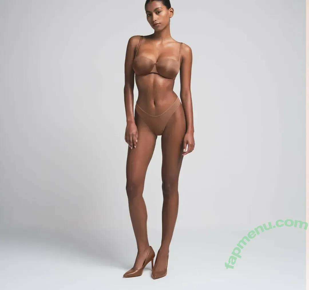 Mila Cabrera nude photo #0048 (milacabrerar)