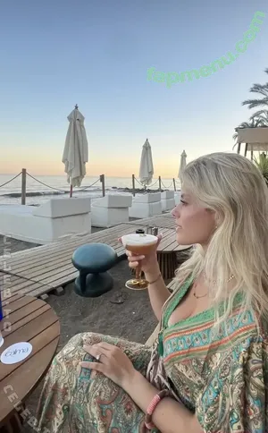 Mila_kmp / mila.kmp nude photo #0045