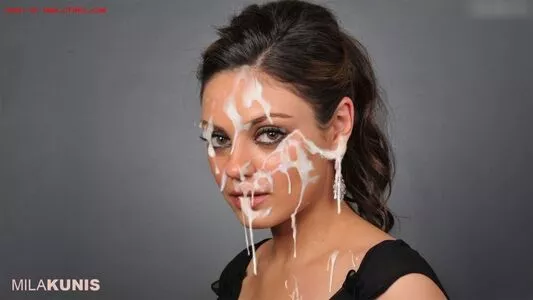 Mila Kunis / MilaKunisv / kunismilaonline / milakunis nude photo #0534