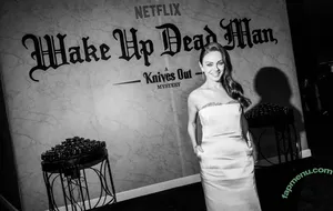 Mila Kunis / MILAKUNISV / milakunis nude photo #0968