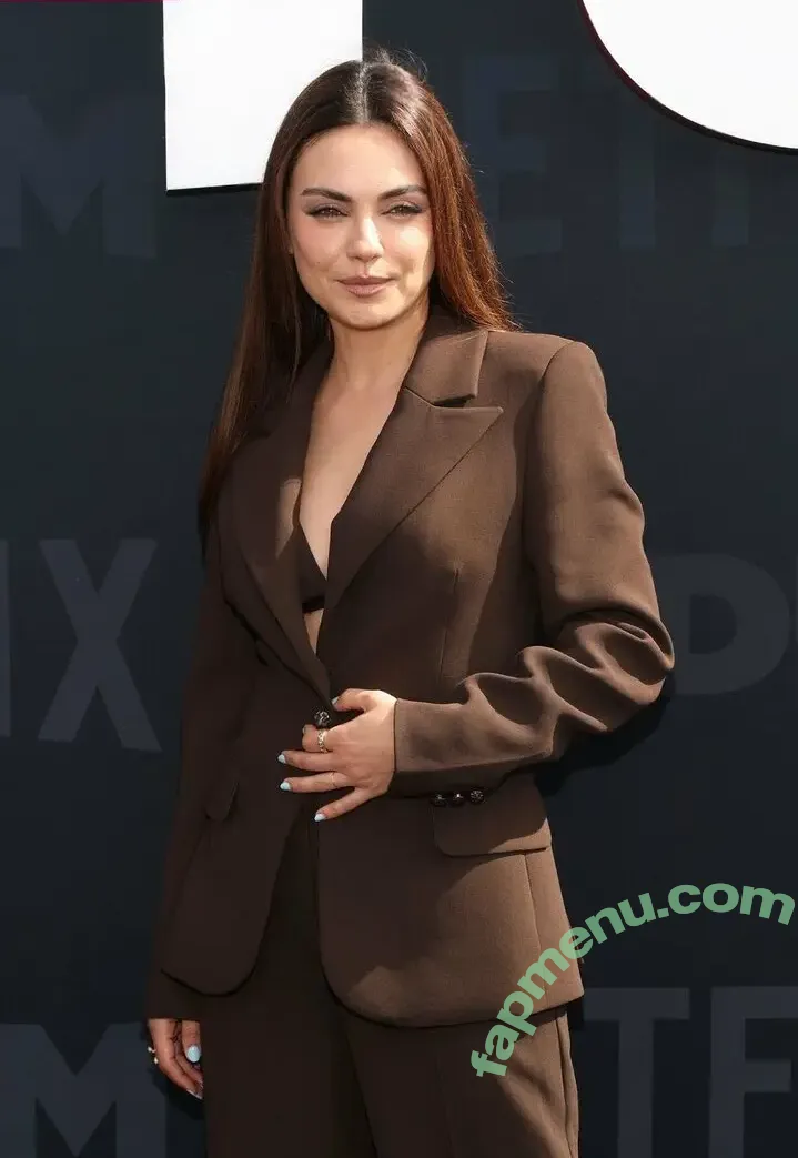 Mila Kunis nude photo #0940 (MilaKunisv / kunismilaonline / milakunis)