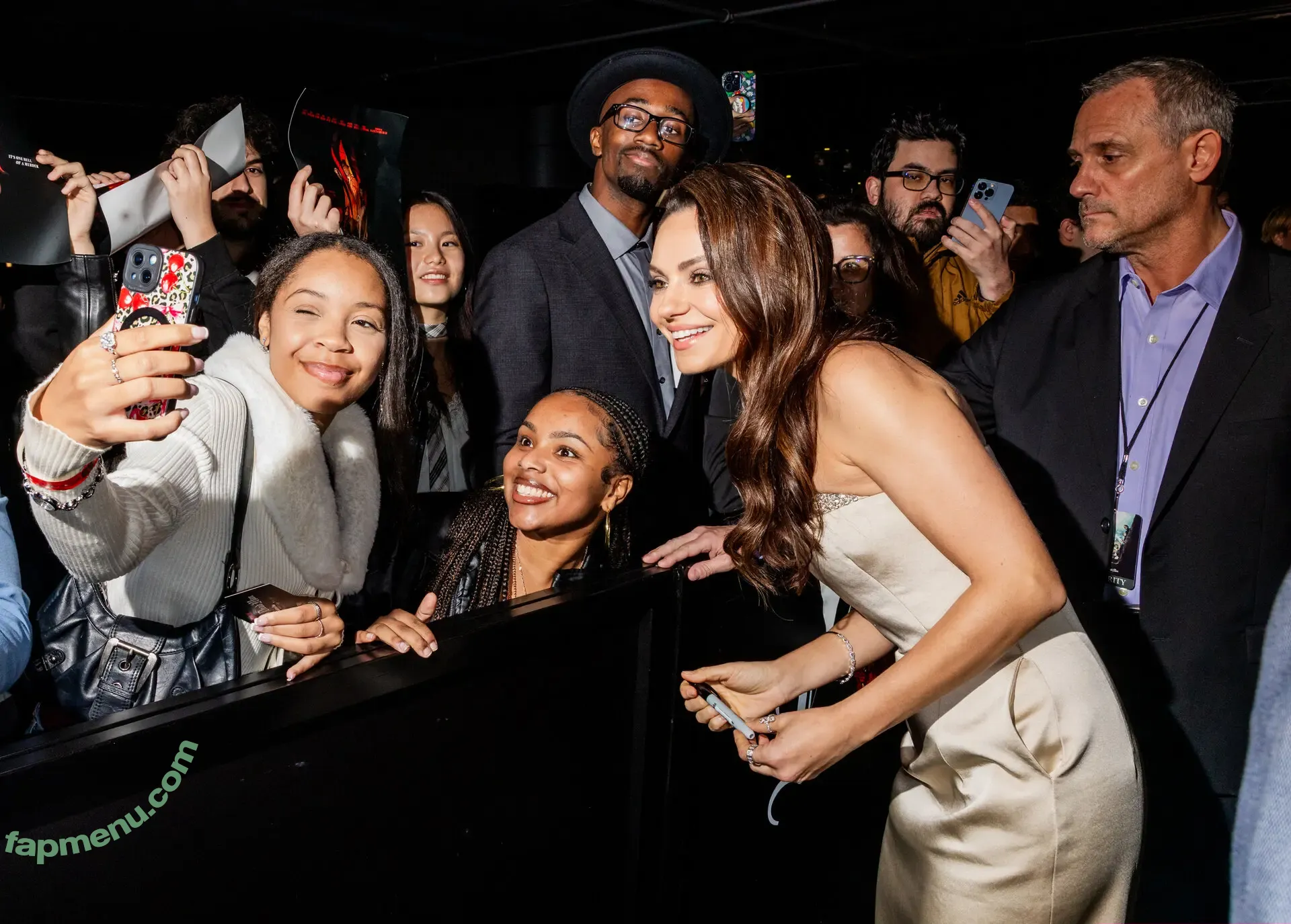 Mila Kunis nude photo #0969 (MILAKUNISV / milakunis)