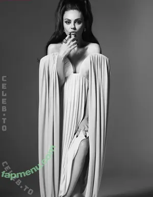 Mila Kunis / MILAKUNISV / milakunis nude photo #1014