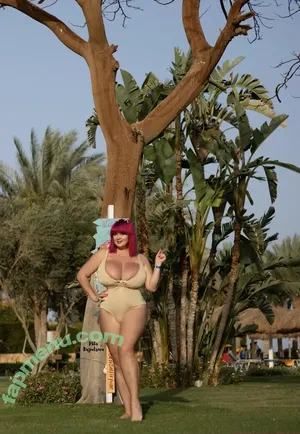 Mila Kuznetsova / MilaKuznetsova / mila_kuznetsova10 nude photo #0433