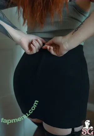 Mila_mandarina nude photo #0044