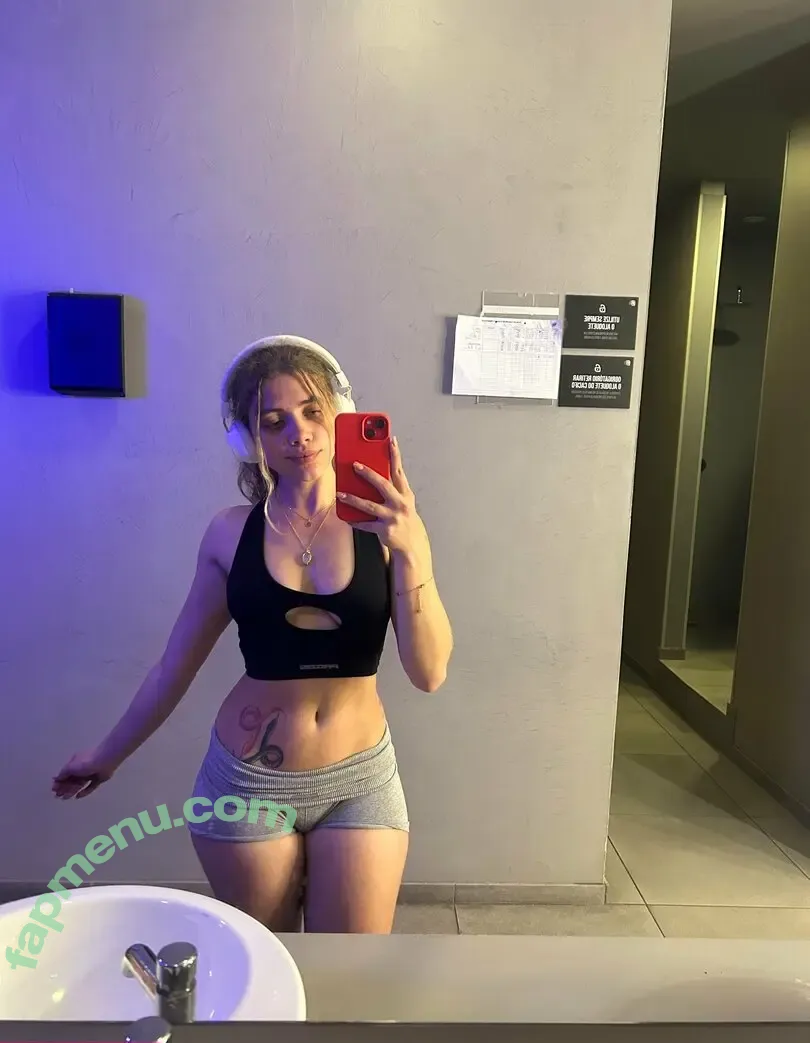 Mila Refacho nude photo #0019 (milamontexo / milarefacho)