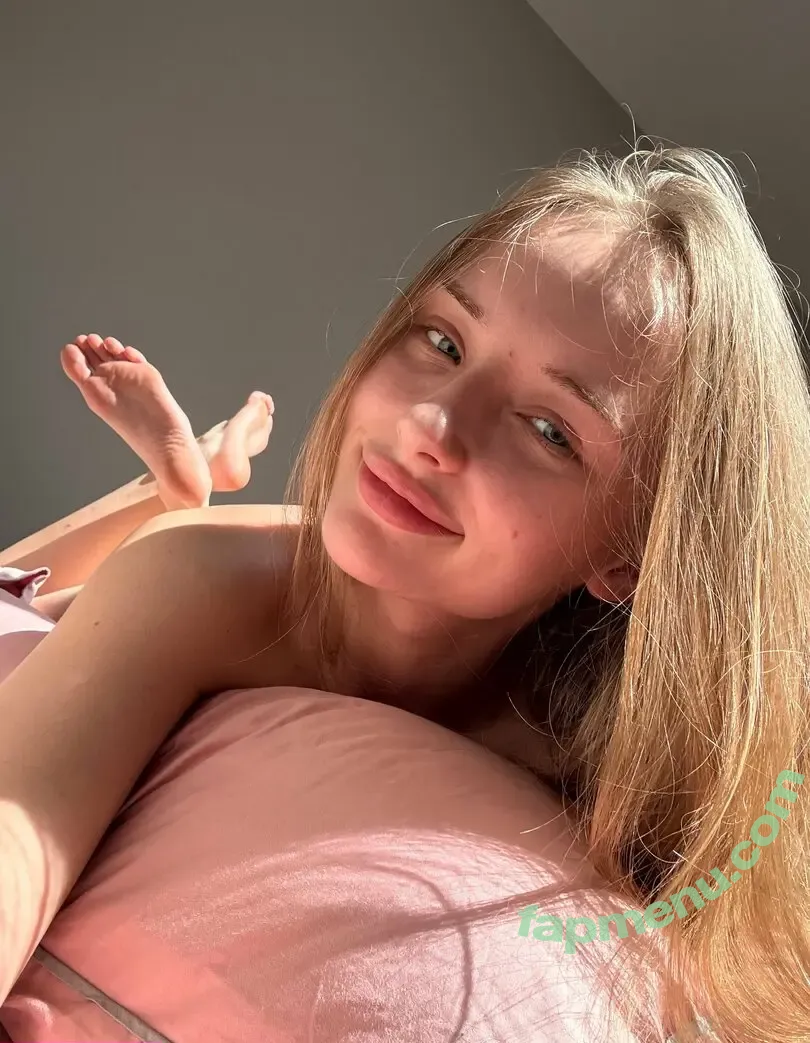 mila.shine nude photo #0022 (milashine)