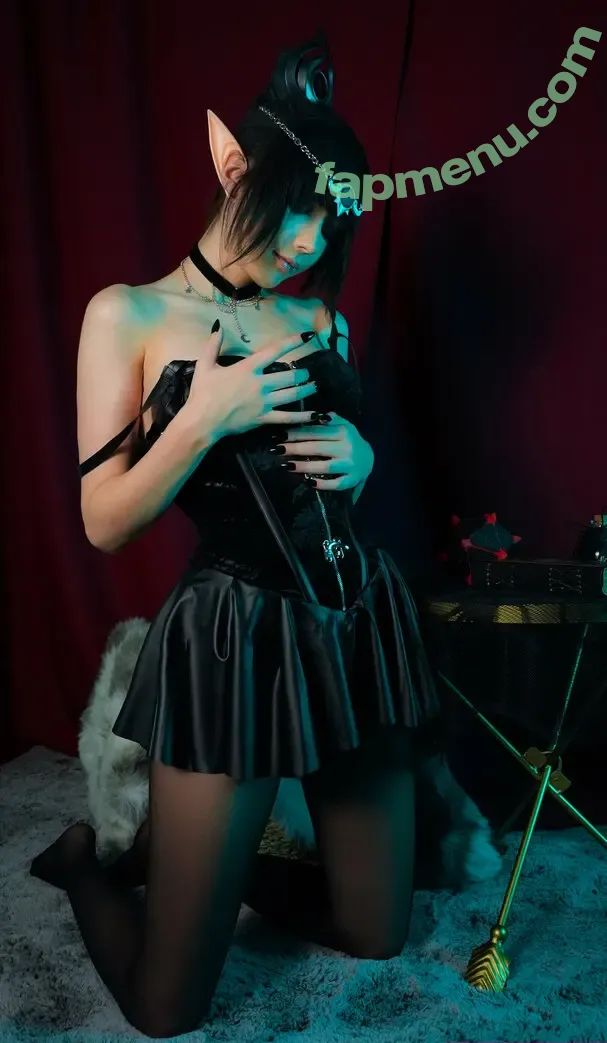 milaazul nude photo #0171 (victorialocalrebel)