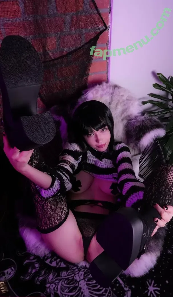 milaazul nude photo #0184 (victorialocalrebel)