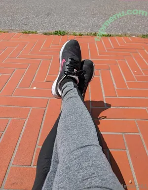 milafeet261 / camillaasmr nude photo #0019