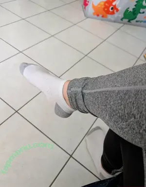 milafeet261 / camillaasmr nude photo #0028