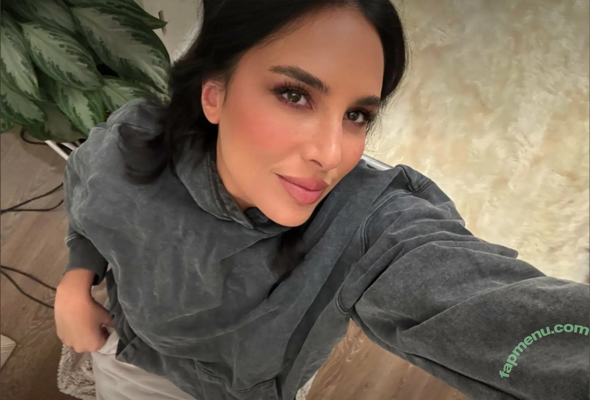 milakream nude photo #0030 (timmilgram)