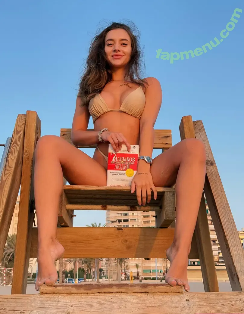 milamarss nude photo #0094 (therealmilamars)