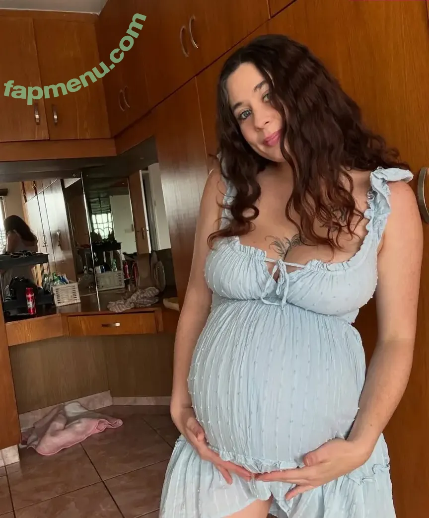 Milamoo nude photo #0024 (themilamooxoxox)