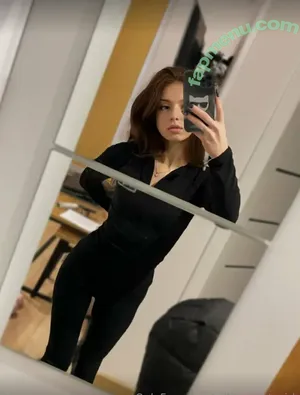 milana_hot_girl / milanahotgirl nude photo #0052