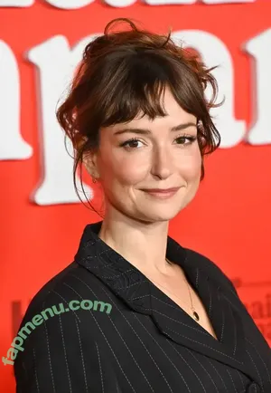 Milana Vayntrub / AT&T Girl / mintmilana nude photo #0051