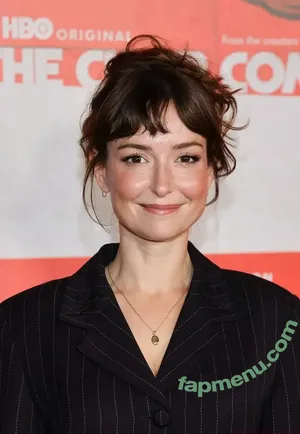 Milana Vayntrub / AT&T Girl / mintmilana nude photo #0052