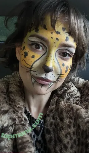 Milana Vayntrub / AT&T Girl / mintmilana nude photo #0071