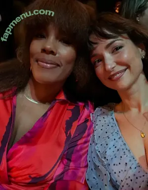 Milana Vayntrub / AT&T Girl / mintmilana nude photo #0088