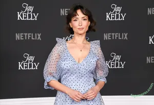 Milana Vayntrub / AT&T Girl / mintmilana nude photo #0089